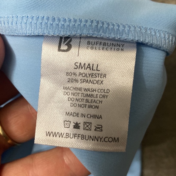 Buffbunny Asymmetrical Top - Picture 3 of 5